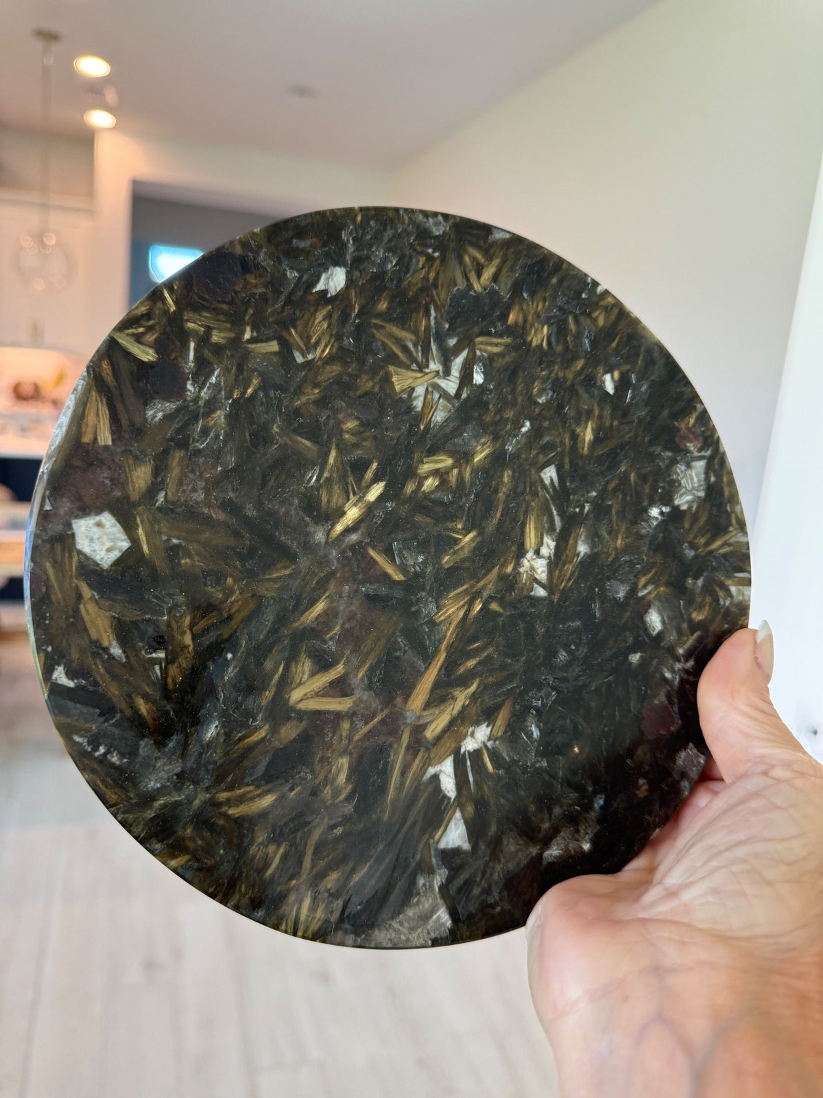 Green Mica Decorative Disc